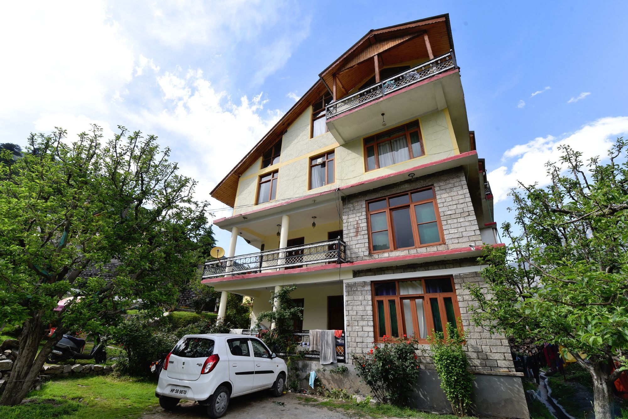 Oyo 13232 Red Rose Cottage Manāli Exterior foto