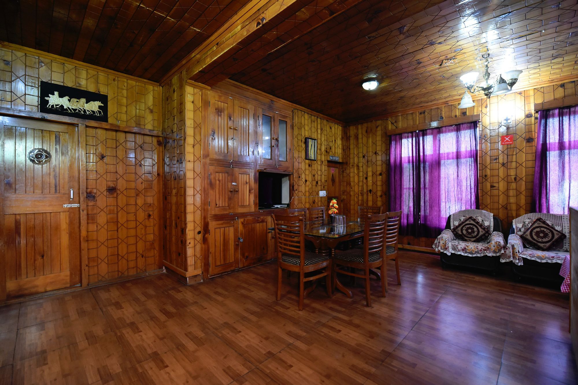 Oyo 13232 Red Rose Cottage Manāli Exterior foto